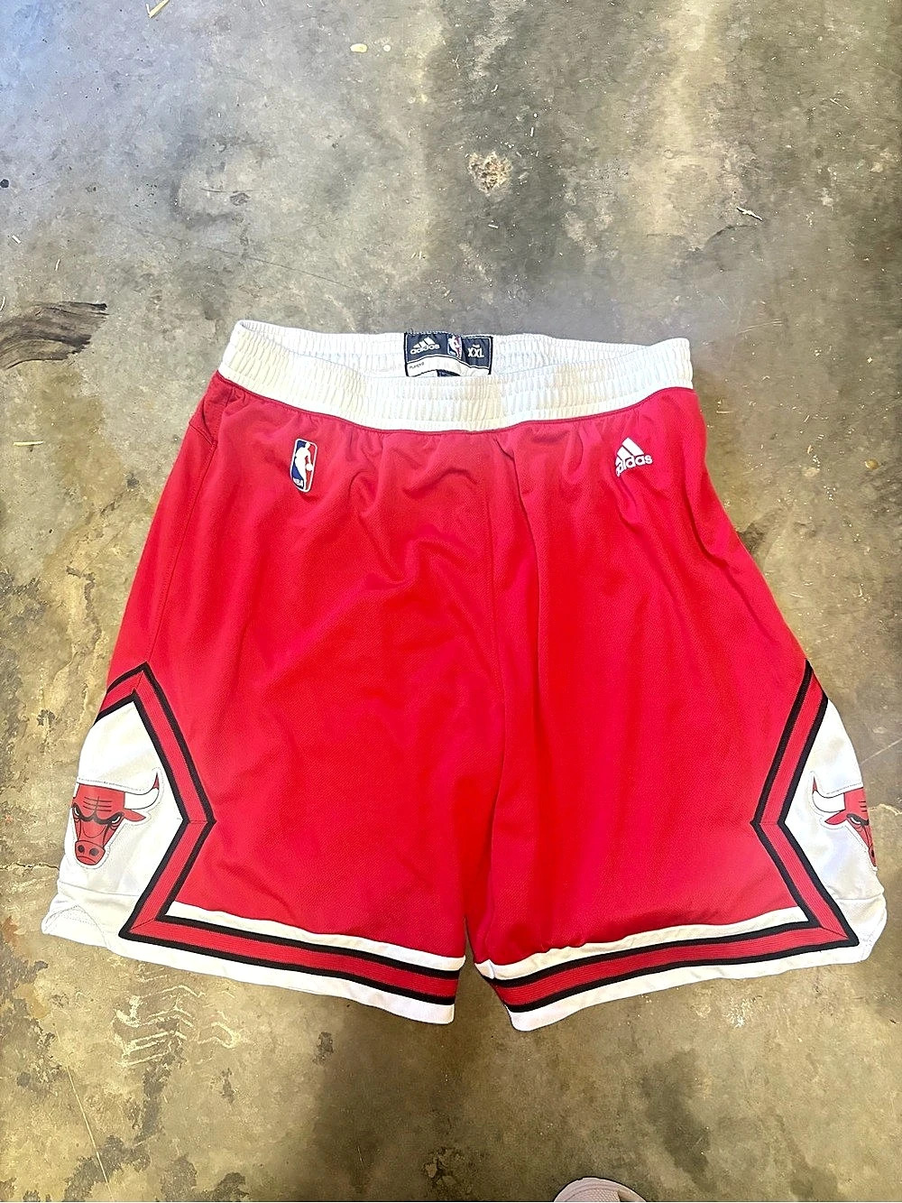 adidas Chicago Bulls Swingman shorts Color Block Athletic Shorts Red XXL